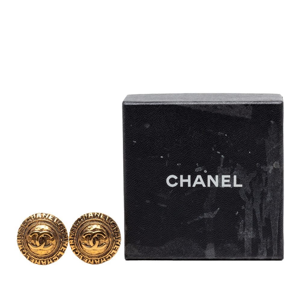Pre-Loved Chanel CC Gold Plated Round Clip On Earrings - Picture 4 of 4
